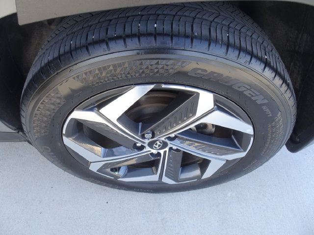 Used 2024 Hyundai Tucson Limited FWD image 10