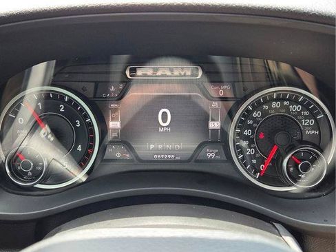 Used 2020 RAM 2500 Big Horn w/ Level 2 Equipment Group AWD/4WD image 34