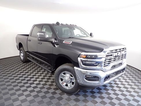 New 2026 RAM 2500 Tradesman AWD/4WD image 6