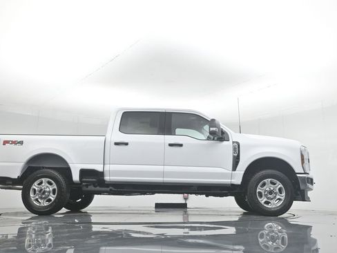 New 2026 Ford F250 XLT w/ FX4 Off-Road Package AWD/4WD image 51