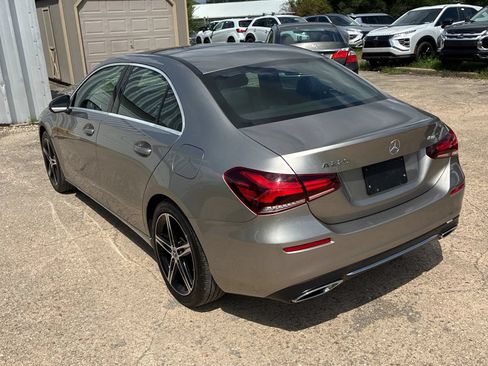 Used 2019 Mercedes-Benz A 220 4MATIC image 3