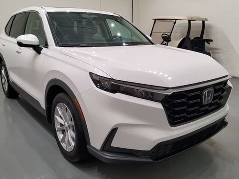 Used 2024 Honda CR-V EX image 2