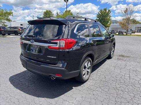 Certified 2025 Subaru Ascent Premium AWD/4WD image 3