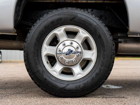 Used 2014 Ford F250 XLT w/ XLT Value Package AWD/4WD image 40