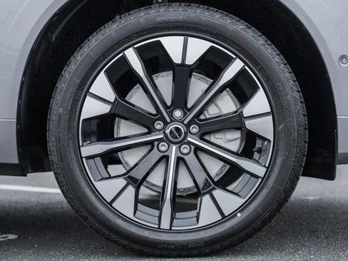 New 2026 Volvo XC60 B5 Plus w/ Protection Package Premier image 17