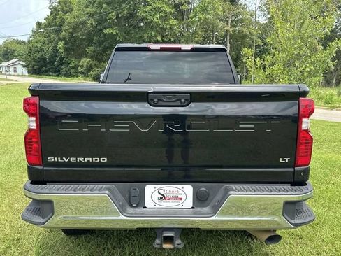 Used 2025 Chevrolet Silverado 2500 LT w/ Convenience Package AWD/4WD image 13