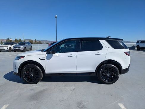 Used 2024 Land Rover Discovery Sport Dynamic SE image 9