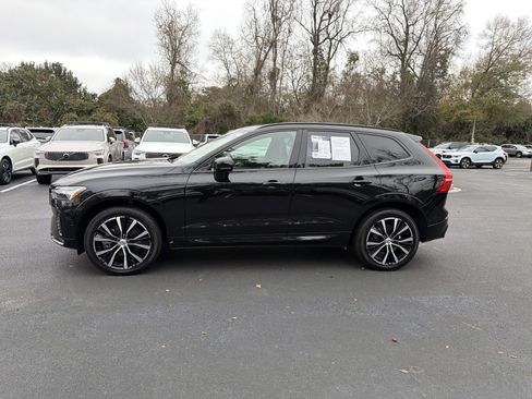 Certified 2025 Volvo XC60 B5 Plus image 7