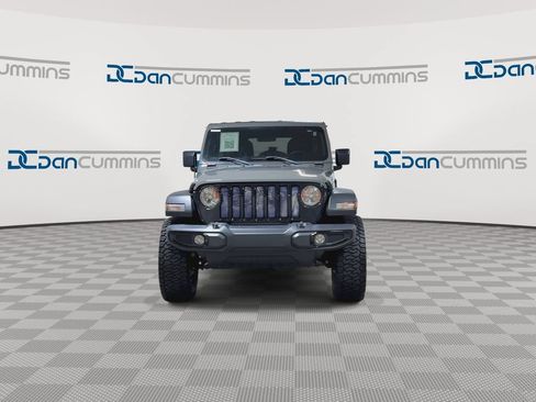 Used 2022 Jeep Wrangler Unlimited Sport AWD/4WD image 3