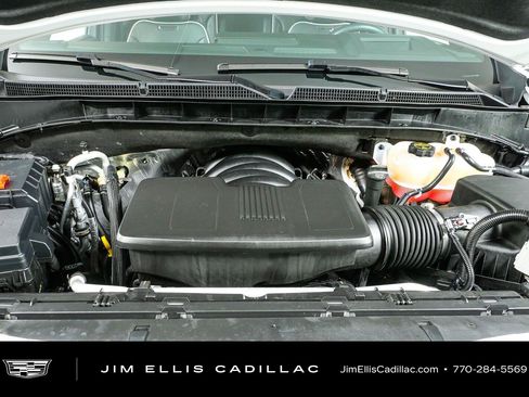 Used 2025 GMC Yukon AT4 Ultimate w/ LPO, Floor Liner Package AWD/4WD image 40
