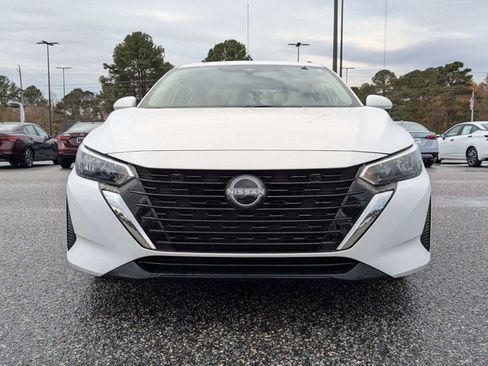 Certified 2024 Nissan Sentra SV image 9