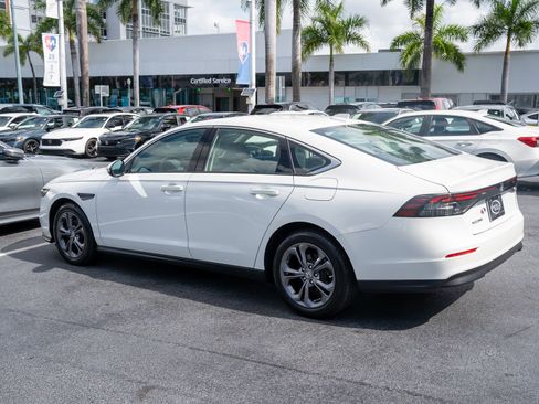 Certified 2023 Honda Accord EX image 7