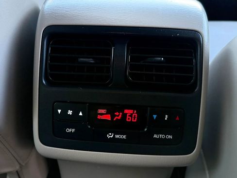 Used 2010 MAZDA CX-9 Touring AWD/4WD image 32