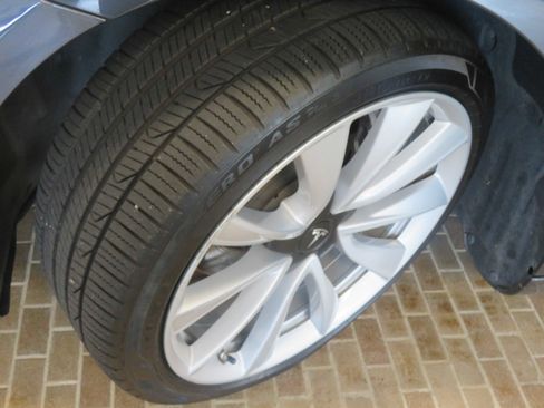 Used 2019 Tesla Model 3 Performance AWD/4WD image 11