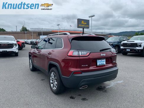 Used 2019 Jeep Cherokee Latitude Plus AWD/4WD image 5