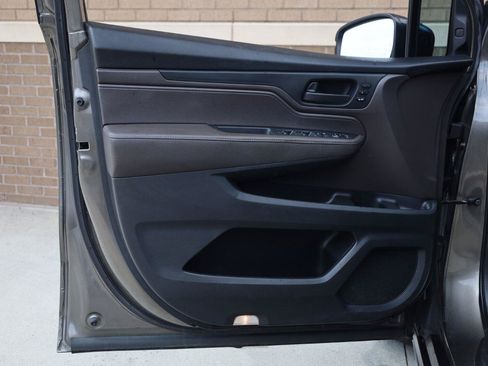 Used 2018 Honda Odyssey EX-L image 14