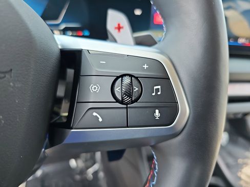 Used 2025 BMW M235i xDrive w/ Premium Package image 17