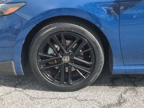 Certified 2025 Toyota Camry SE image 11