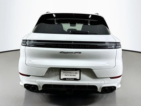 Certified 2026 Porsche Cayenne GTS AWD/4WD image 10