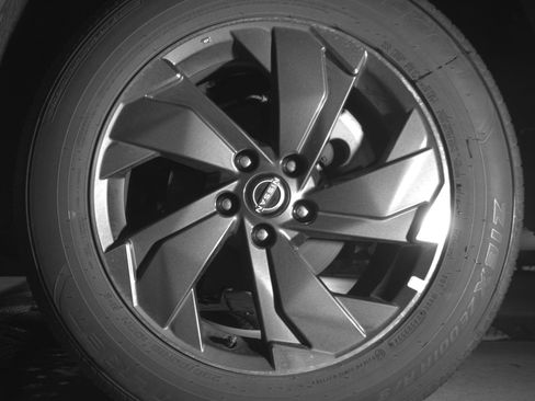 Used 2025 Nissan Rogue SV FWD image 14