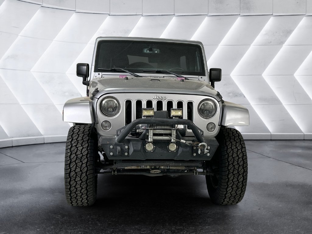 Used 2016 Jeep Wrangler Unlimited Sahara w/ Connectivity Group AWD/4WD image 2