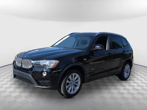 Used 2017 BMW X3 sDrive28i image 2