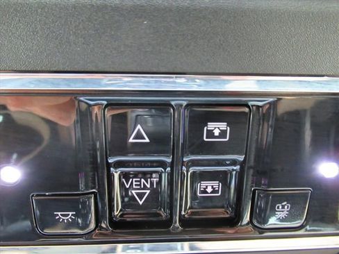 Used 2021 Lincoln Corsair Reserve w/ Equipment Group 201A AWD/4WD image 29