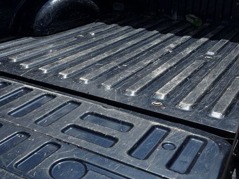 Used 2018 Ford F150 Lariat RWD image 28