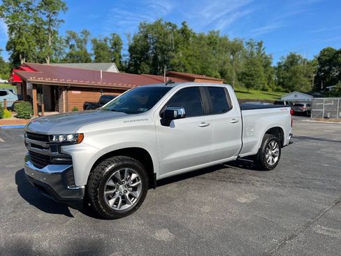 Used 2019 Chevrolet Silverado 1500 LT w/ All-Star Edition AWD/4WD image 1