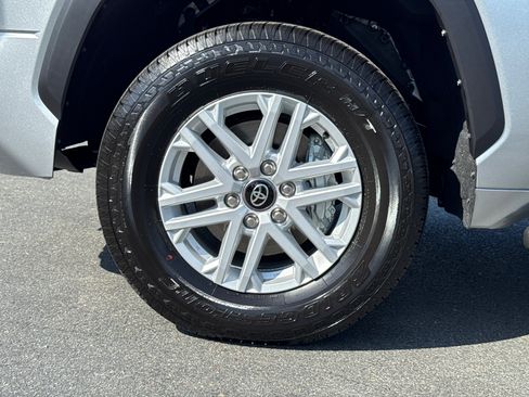 New 2026 Toyota Tundra SR5 w/ SR5 Convenience Package RWD image 6