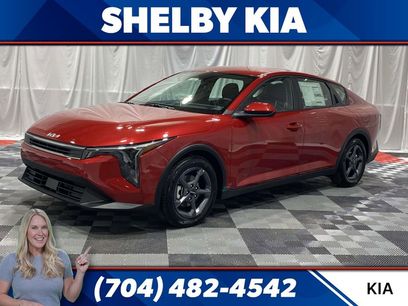 New 2026 Kia K4 LXS