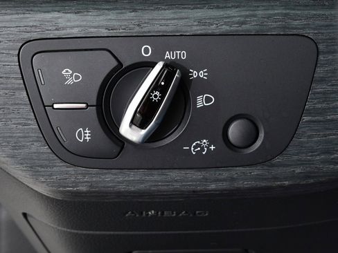 Used 2017 Audi A4 2.0T Premium w/ Convenience Package image 34