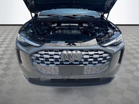 Certified 2025 Audi Q5 Premium AWD/4WD image 31
