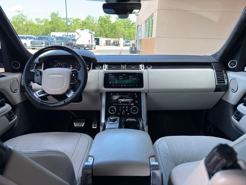 Used 2020 Land Rover Range Rover Long Wheelbase Autobiography AWD/4WD image 11