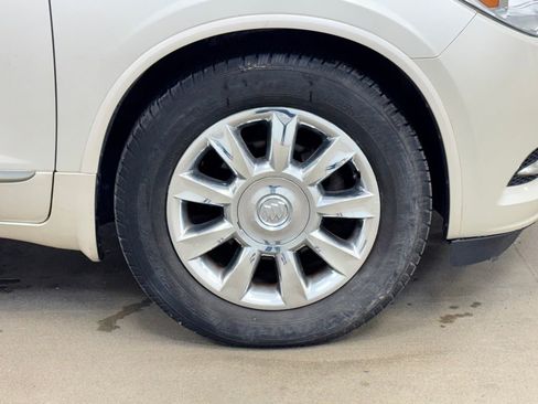 Used 2014 Buick Enclave Leather image 4