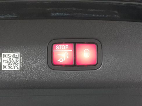 Certified 2026 Mercedes-Benz GLC 300 4MATIC image 31