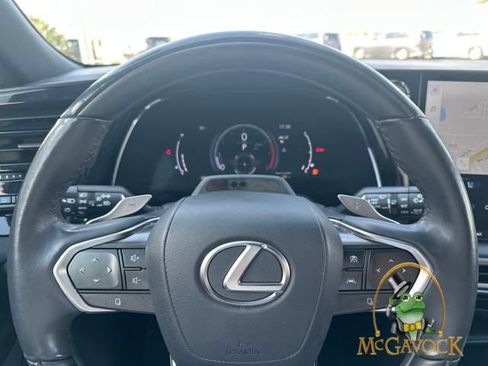 Used 2023 Lexus RX 350 AWD image 13