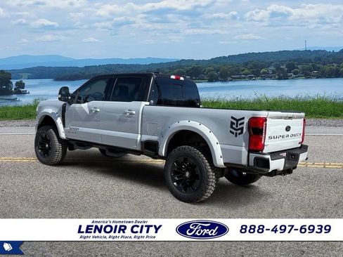 New 2026 Ford F250 Lariat w/ Black Appearance Package AWD/4WD image 5