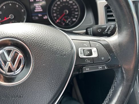 Used 2018 Volkswagen Atlas SE AWD/4WD image 25
