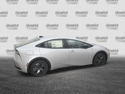 Certified 2026 Toyota Prius Plug-In Hybrid FWD image 48