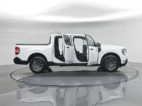 Certified 2025 Ford Maverick XLT w/ 4K Tow Package AWD/4WD image 5