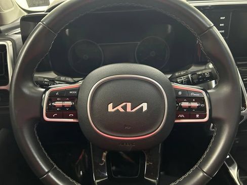 Used 2022 Kia Sorento SX AWD/4WD image 17