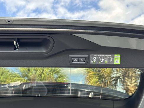 New 2026 BMW X5 sDrive40i w/ M Sport Package image 12