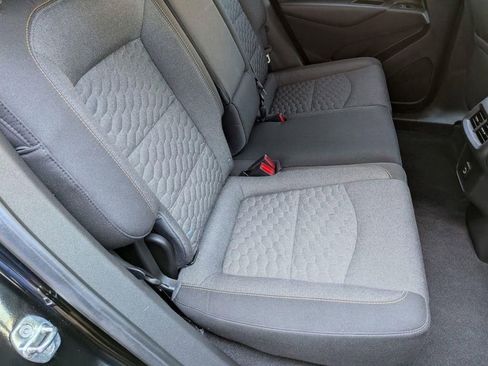 Used 2020 Chevrolet Equinox LT AWD/4WD image 25