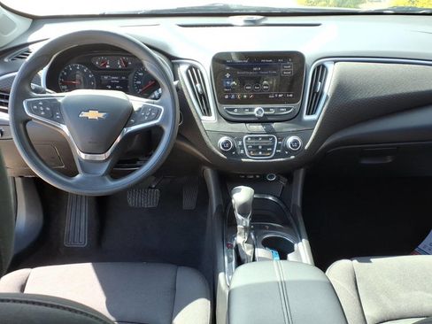 Used 2024 Chevrolet Malibu LT FWD image 12