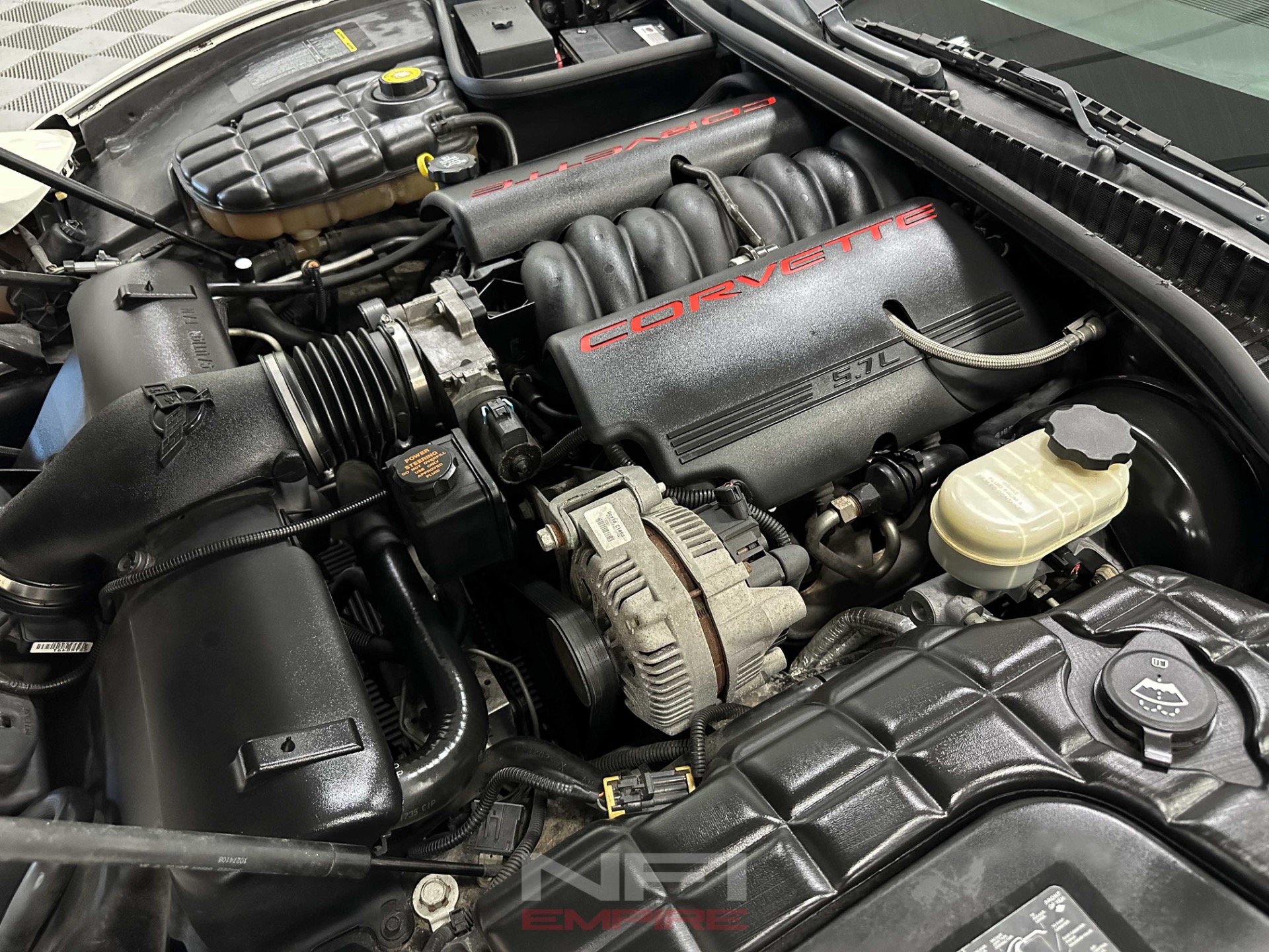 Used 2003 Chevrolet Corvette Convertible w/ Preferred Equipment Group1 RWD image 46