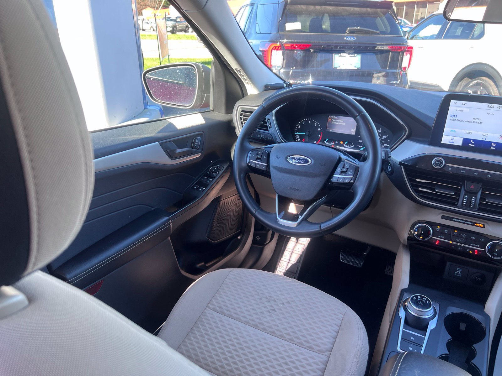 Used 2022 Ford Escape SE w/ Convenience Package FWD image 36