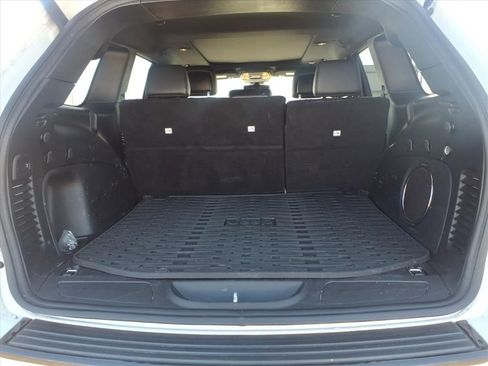 Used 2021 Jeep Grand Cherokee Limited X image 8