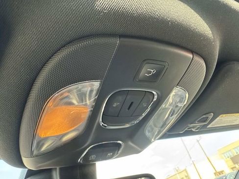 Used 2022 Jeep Compass Limited w/ (RED) Package image 29