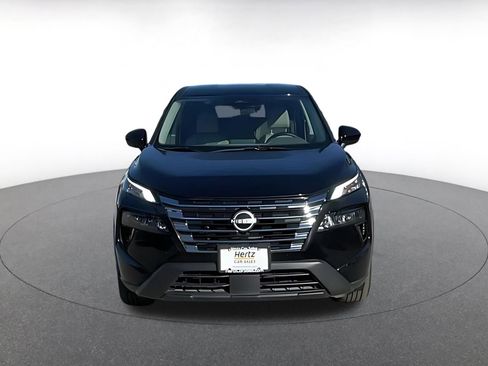 Used 2025 Nissan Rogue SV image 4